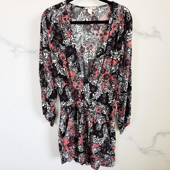 H&M dark floral pink & black long sleeve romper playsuit SZ 12 cinch bow waist - Picture 3 of 6